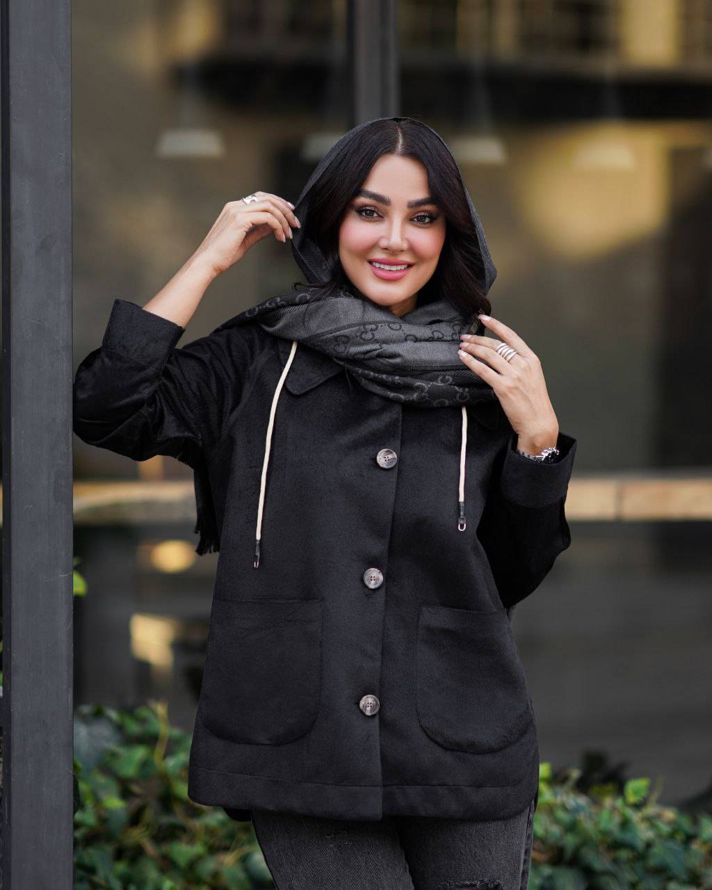مانتو مدل آوینا ، کت جنس مخمل موهر ، کراپ کت جنس مخمل موهر سایز ۳۶ الی ۴۶